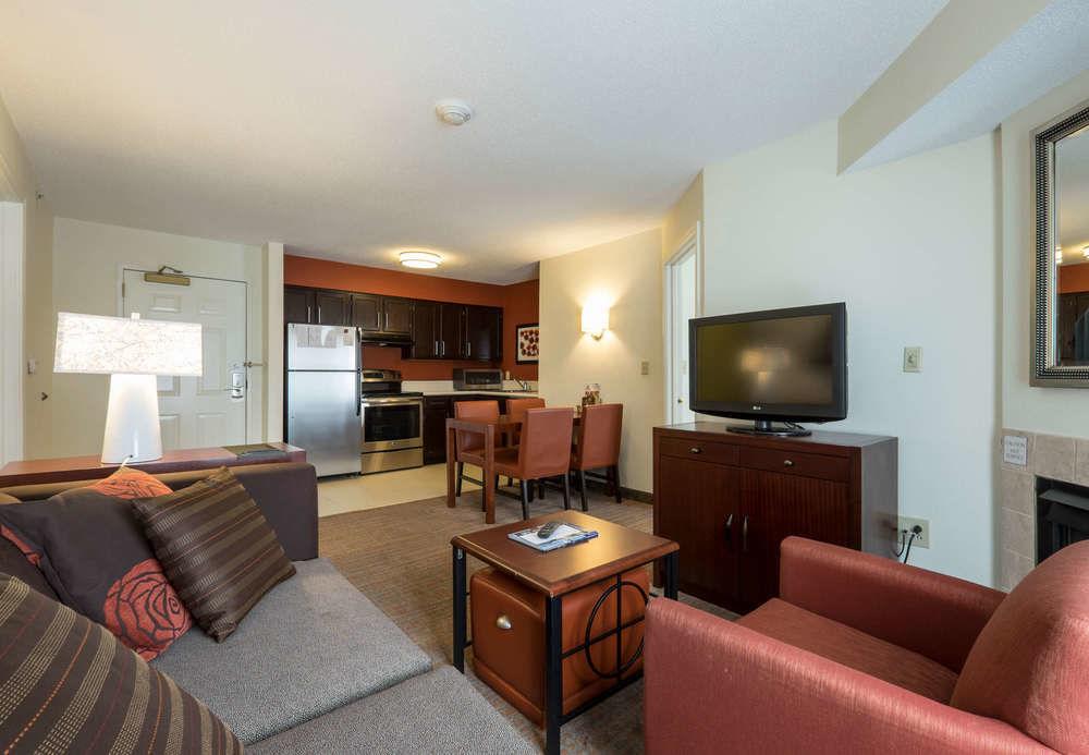 Residence Inn Columbus Worthington Экстерьер фото
