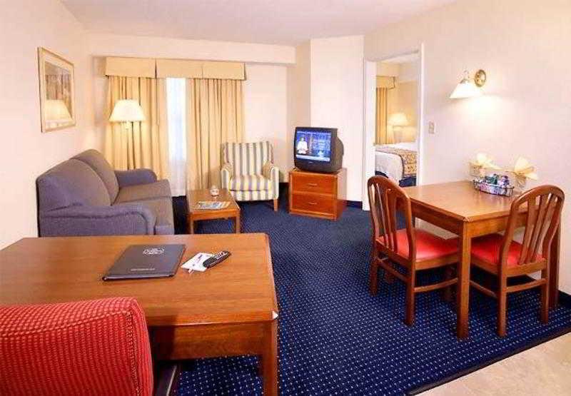 Residence Inn Columbus Worthington Экстерьер фото