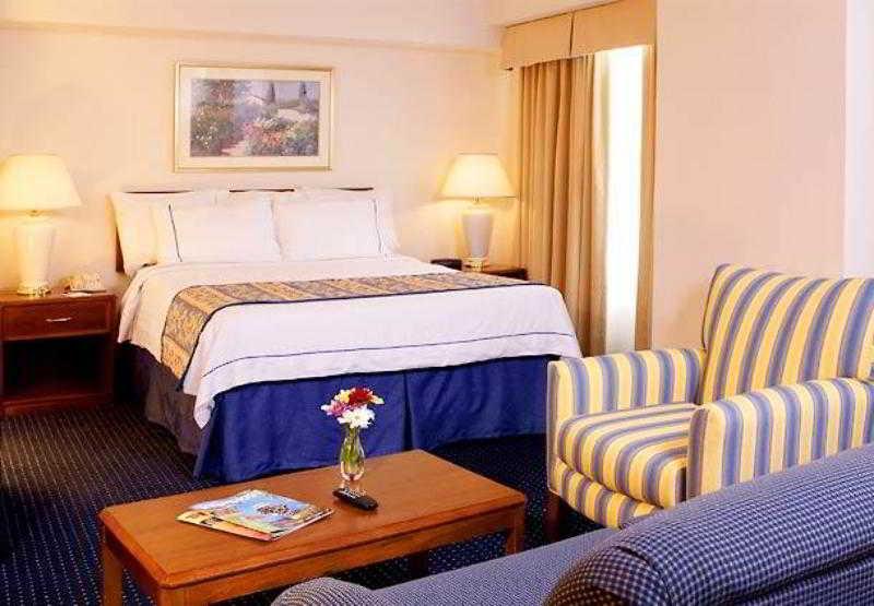 Residence Inn Columbus Worthington Экстерьер фото