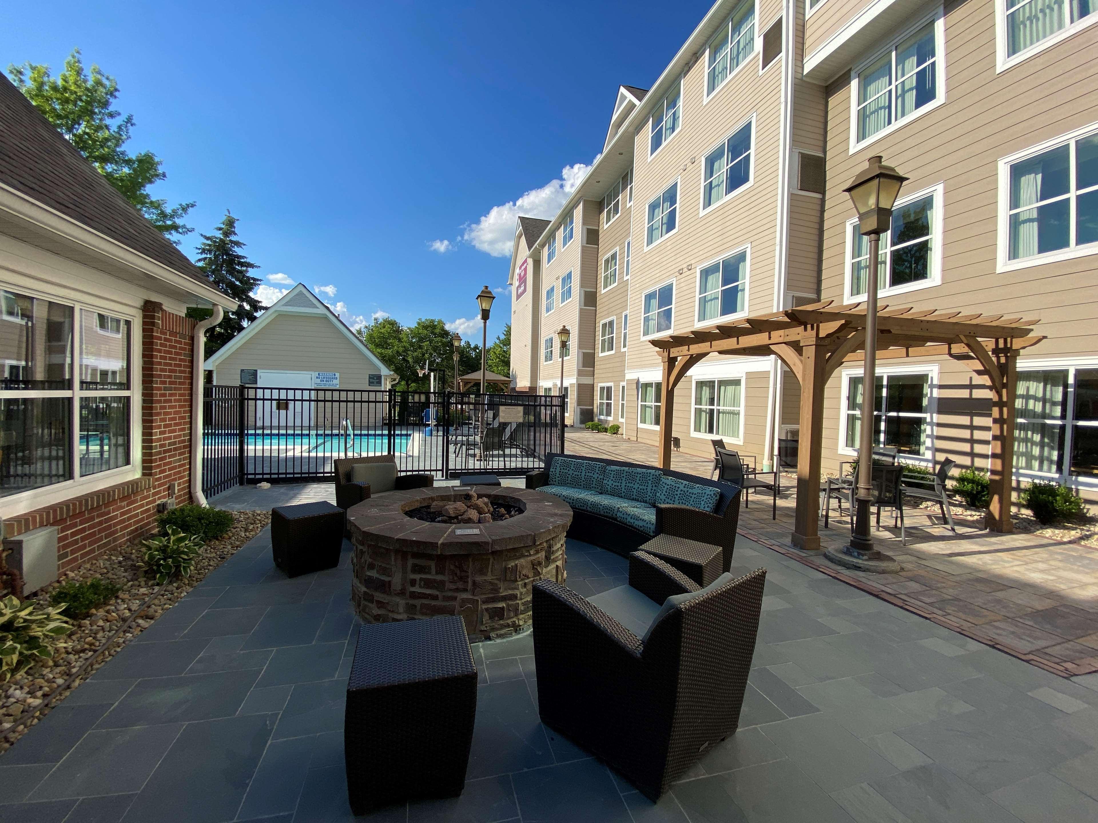 Residence Inn Columbus Worthington Экстерьер фото